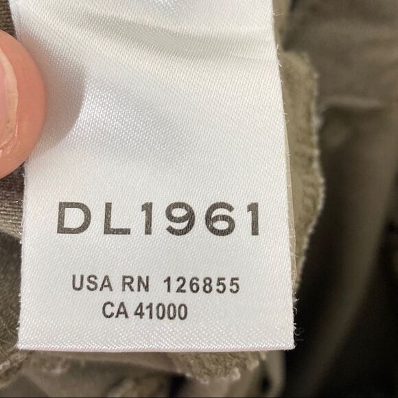 DL1961 | High Rise Skinny Seagrass Farrow Cropped - Picture 8 of 9